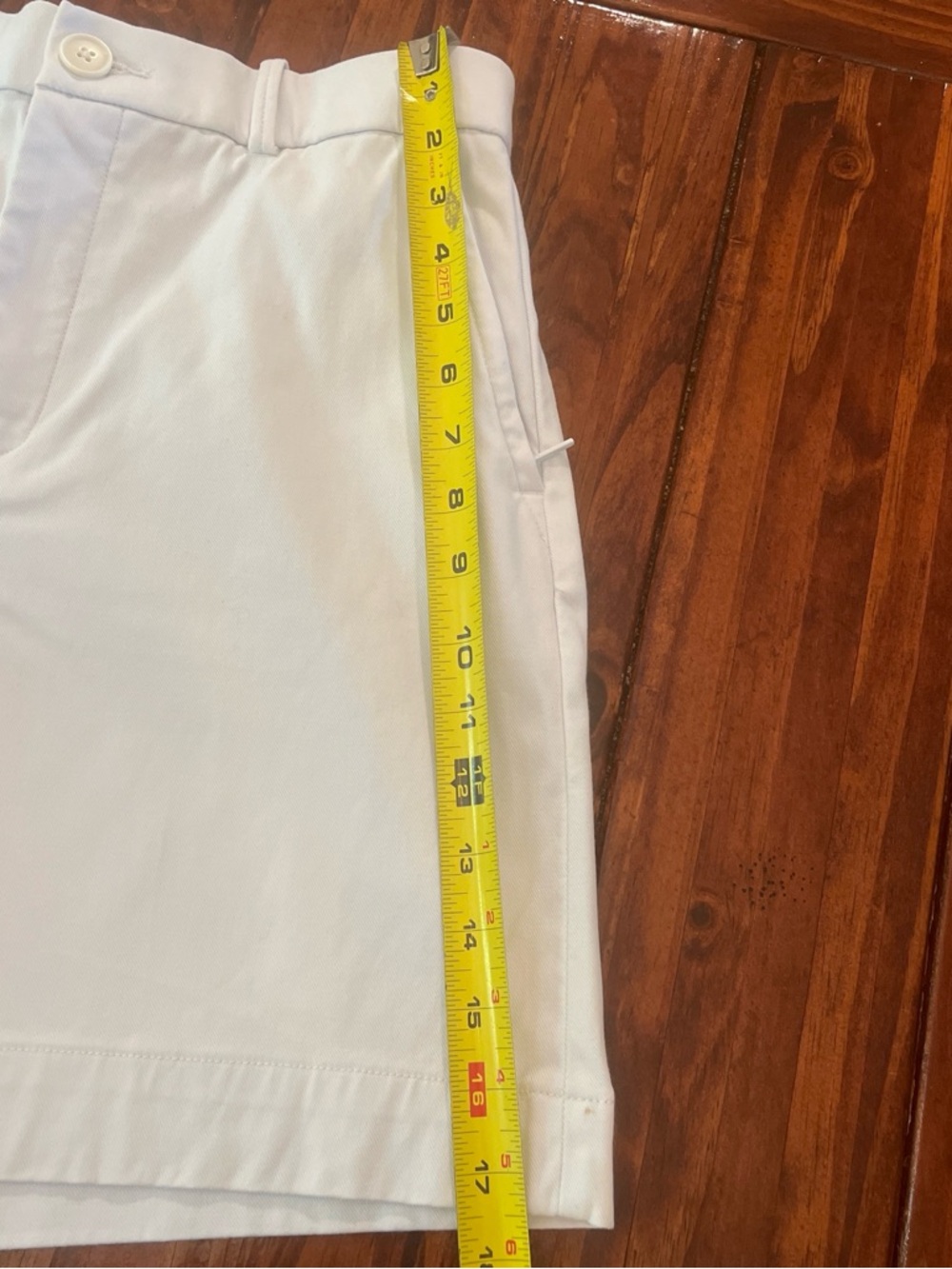 SPANX Women’s White Flat-Front Chino Shorts - Picture 5 of 6